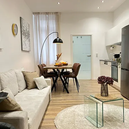 Designer City Apartment In Top Lage Fuer 6 Gaeste Karlsruhe Exterior photo